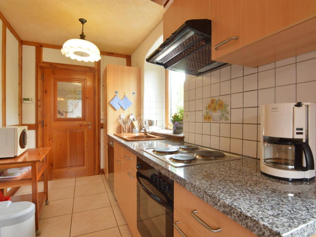 Lovely Holiday Home In B Tgenbach By The Lake Бютгенбах Экстерьер фото